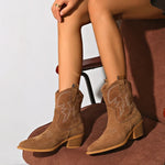 Load image into Gallery viewer, Women’s Modern Winter Boots / Bottes d’Hiver Modernes pour Femmes
