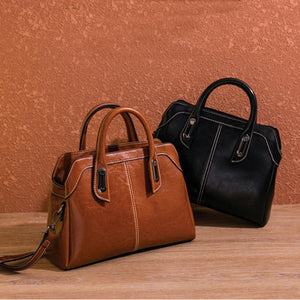 Classic Leather Shoulder & Handbag – Sac à bandoulière et à main en cuir classique