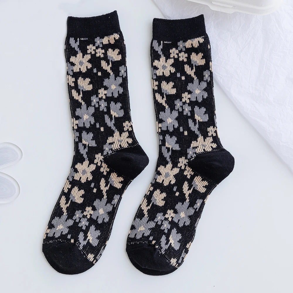 1 Pair Women Socks Spring Autumn Retro Style Men Couple Cotton Socks Flower Stripe Plaid Pattern Solid Colorful Socks EUR 37-43