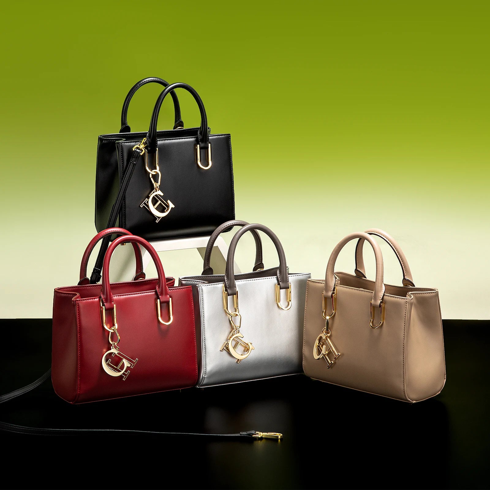 Elegant PU Leather Evening Bag – Stylish & High-Quality Banquet Handbag