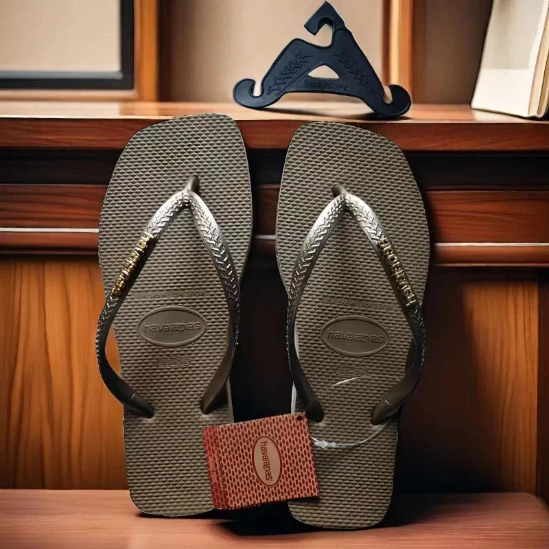 Women’s Flip Flops – Summer Beach & Travel Outdoor Slippers