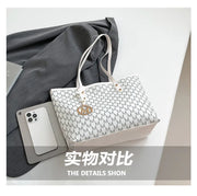2025 Designer Shoulder Bag - Large Capacity Crossbody