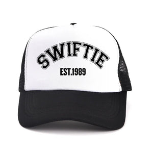 🎤 Swiftie 1989 Baseball Cap – Unisex Summer Hat for Taylor Fans | Casquette Swiftie 1989 – Chapeau Unisexe pour Fans de Taylor