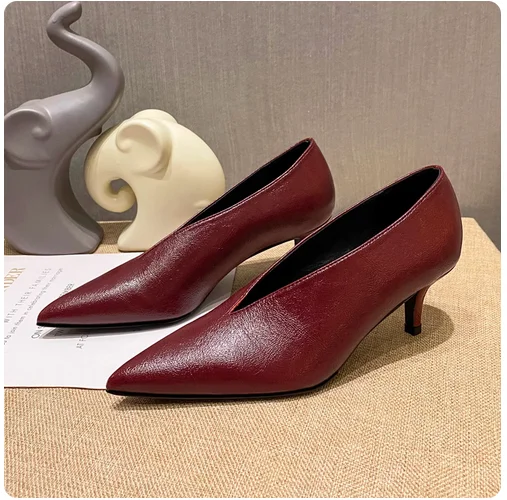 Women's Pointed Toe Pumps (Wine Chunky Heel) – Shop at OWNLUXE
