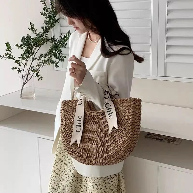 Spacious Straw Woven Crossbody Bag | OWNLUXE