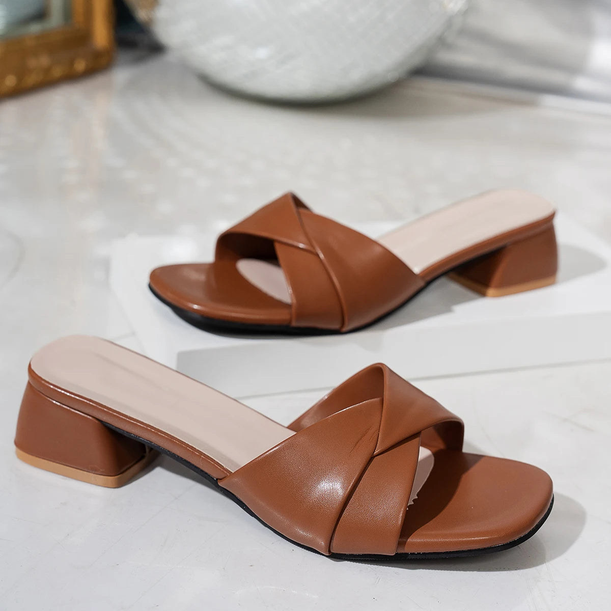 Checkered Square‑Heel Gladiator Sandals for Workdays