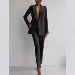 Load image into Gallery viewer, ✨ Women&#39;s Slim-Fit 2-Piece Casual Set – Double-Breasted Blazer &amp; Pencil Pants | Ensemble 2 pièces ajusté pour femme – Blazer croisé et pantalon crayon
