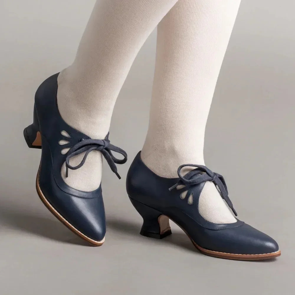 Women's Pointed Toe Lace Retro Pumps – Shop at OWNLUXE