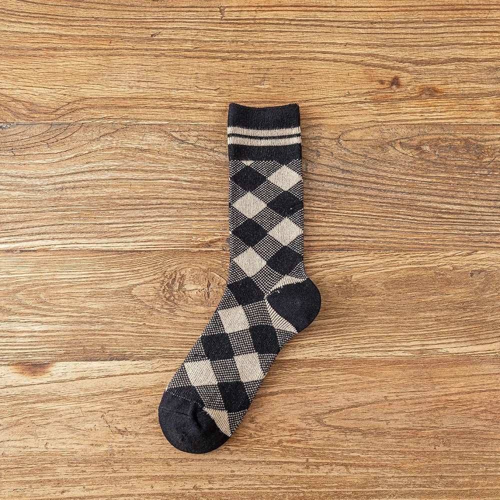 1 Pair Women Socks Spring Autumn Retro Style Men Couple Cotton Socks Flower Stripe Plaid Pattern Solid Colorful Socks EUR 37-43