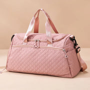 Oxford Diamond Lattice Travel Tote – Stylish Weekender with Distinctive Pattern