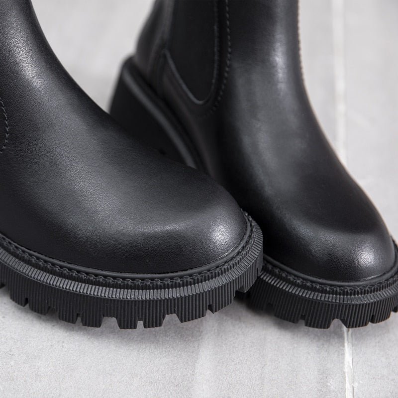 Retro Leather Ankle Boots – Platform Sole & Low Heel